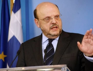 Ε.Αντώναρος: «Να αφήσουν το όνομα του Κώστα Καραμανλή έξω από αυτή τη συζήτηση»